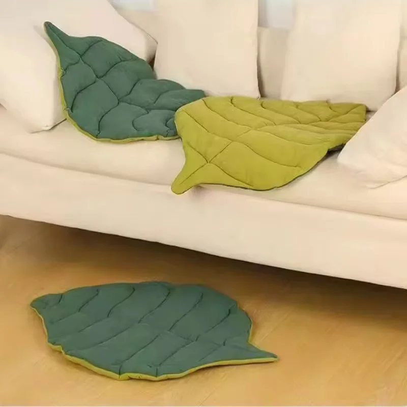 Cat Bed Mats Soft Cotton Leaf Shaped Kitten Cat Puppy Dog Bed Mat Sleep Blanket Home Pets Double Sided Pad Floor Rugs Washable - Image 4